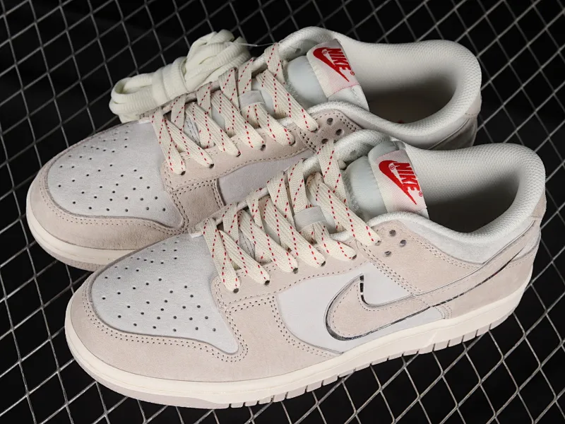 All Categories Nk SB Dunk Series Nk SB Dunk Low Low-top sneakers Otomo Katsuhiro x Nk SB Dunk Low "Steamboy OST" Creative customization collaboration Otomo Katsuhiro joint SB low-top sports and leisure sneakers DQ2366-166